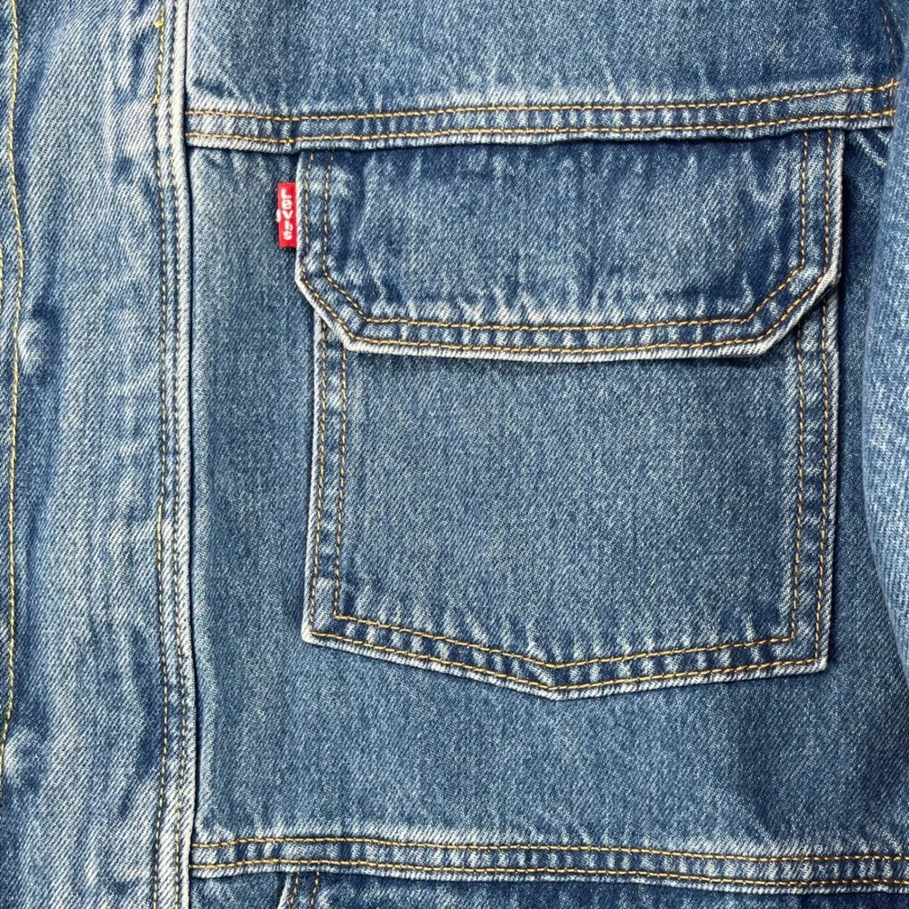 Levis East Port Chore Jacket Men L Blue Denim Corduroy Collar Relaxed 002WW0000
